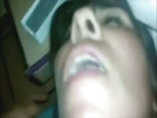 La chica toca sexo e ...