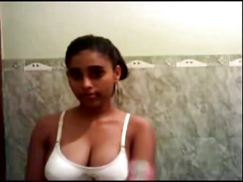 Acaricia la vagina c ...